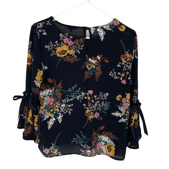 Lily White Womens Floral Bell Sleeve Chiffon‎ Blouse Multicolor Size Medium - Picture 3 of 8